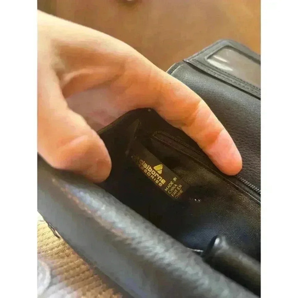 Liz Claiborne vintage crossbody handbag genuine leather trifold - Picture 9 of 9